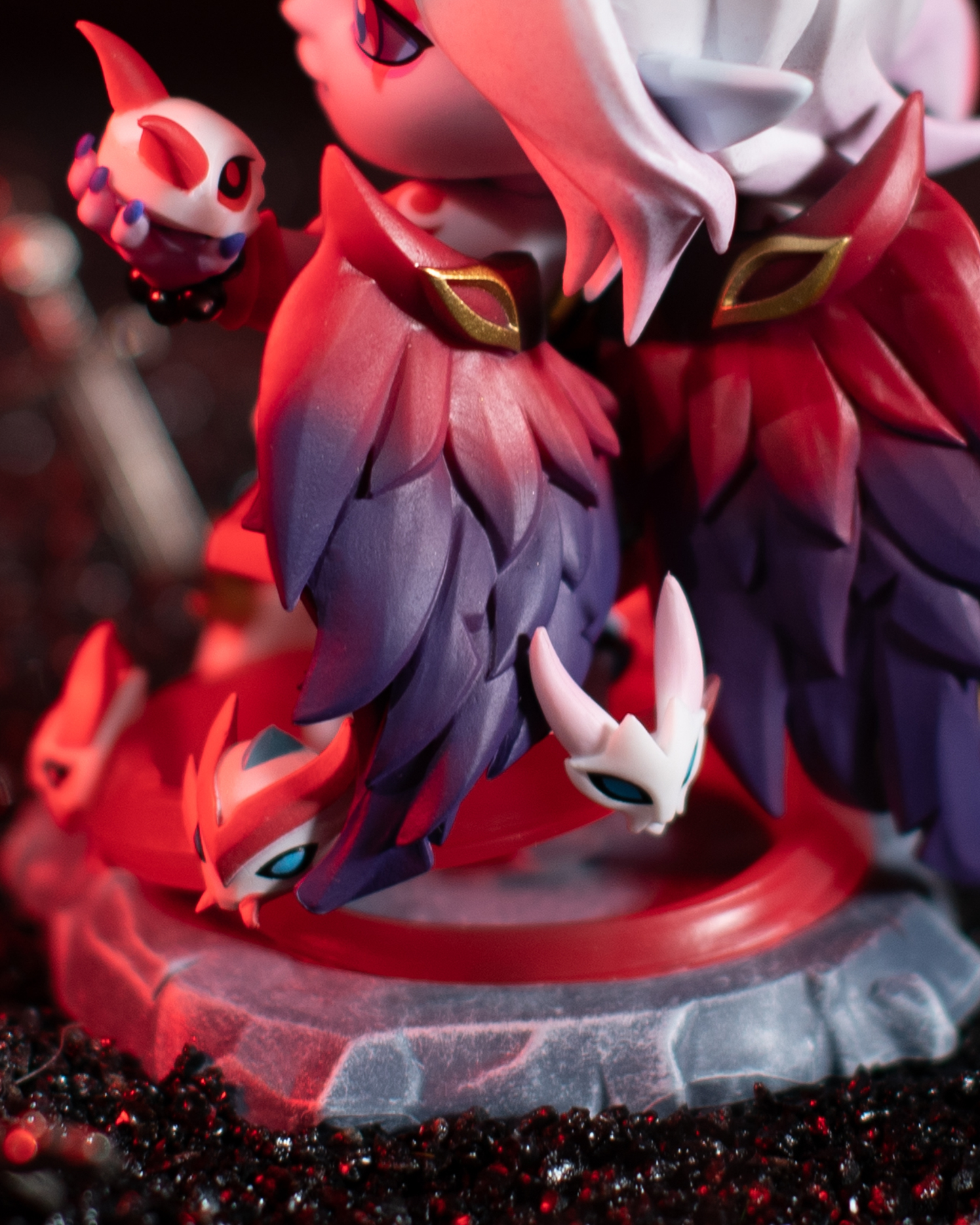 Blood Moon Aatrox Figure (with FREE icon)
