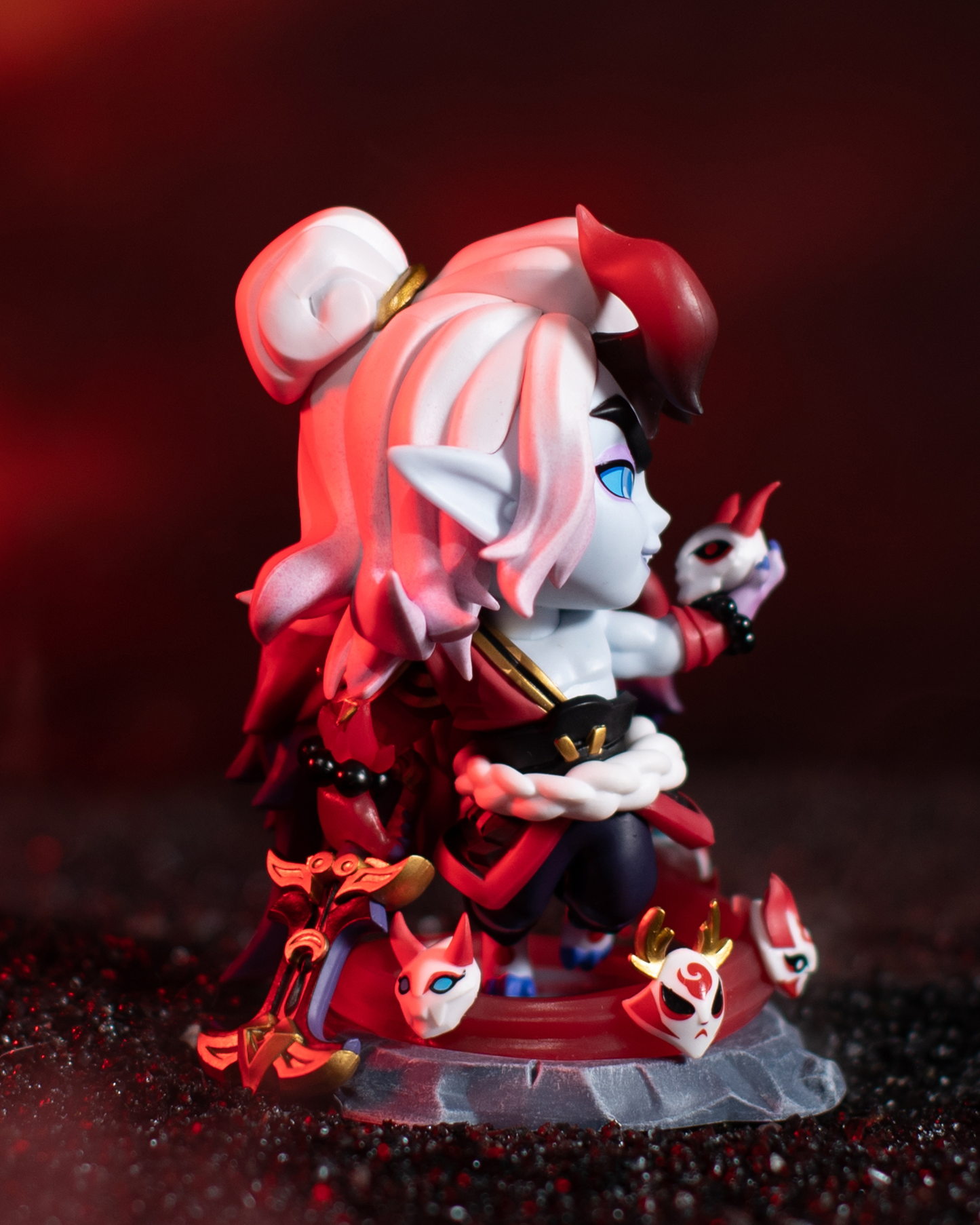 Blood Moon Aatrox Figure (with FREE icon)